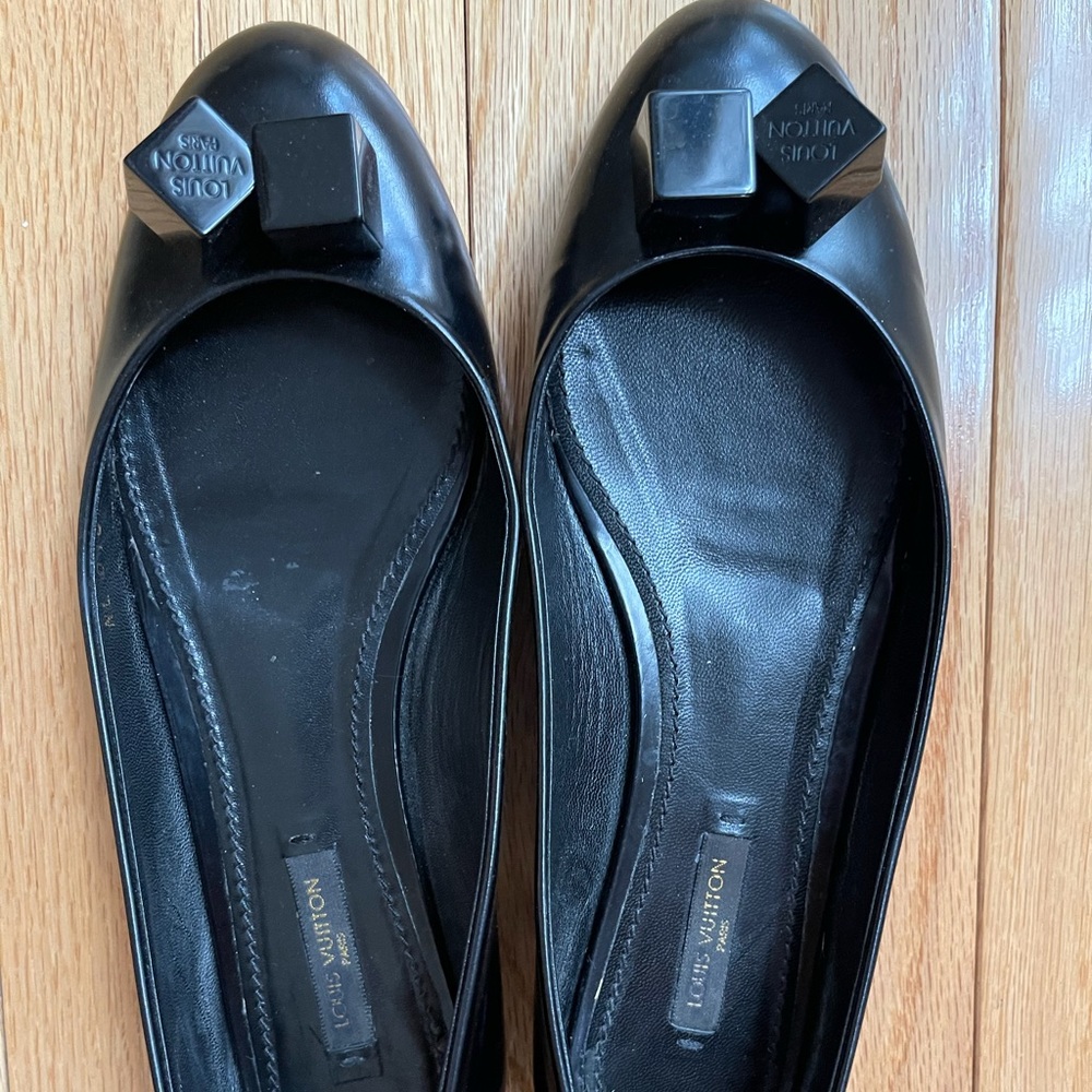 Louis Vuitton womens shoes.